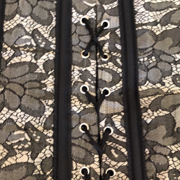 Moulin Rouge French Burlesque Dancer Halloween costume - Picture 10 of 16